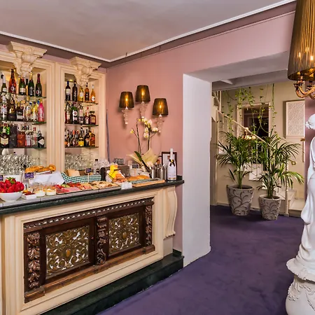 The Town House (adults Only)