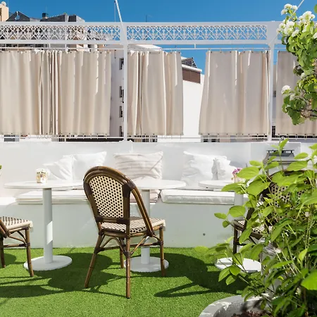 The Town House (adults Only) 4*