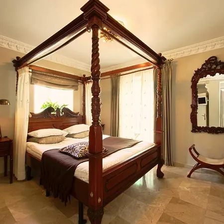 The Town House (adults Only) Марбелья