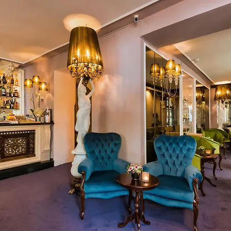 The Town House (adults Only) בית הארחה 3*