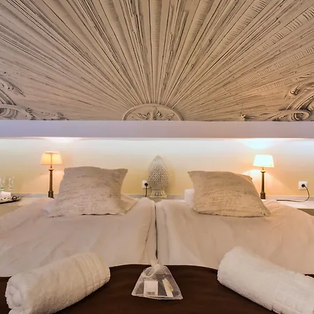 Гостьовий будинок The Town House (adults Only) 4*