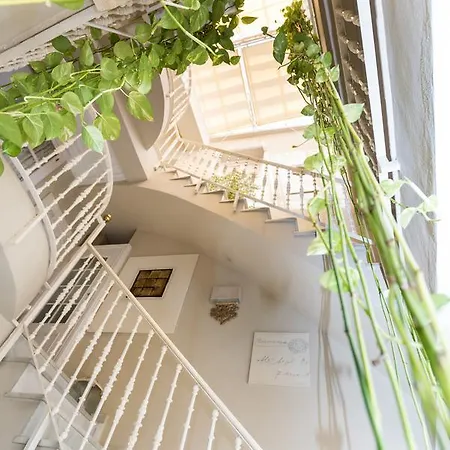 The Town House (adults Only) 4*