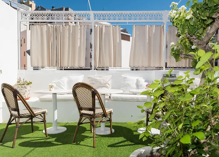 The Town House (adults Only) 3*