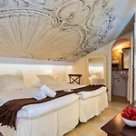 The Town House (adults Only) Guest house 3*