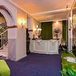 The Town House (adults Only)