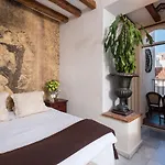 The Town House (adults Only) Guest house