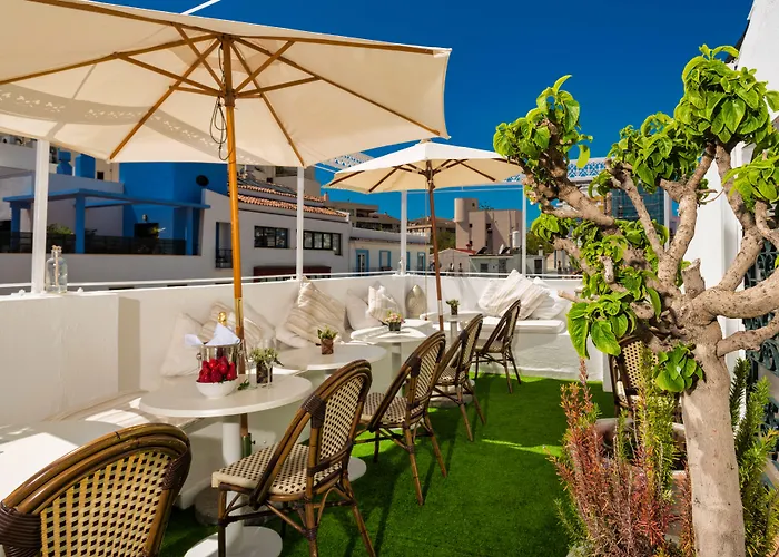 Πανσιόν The Town House (adults Only)