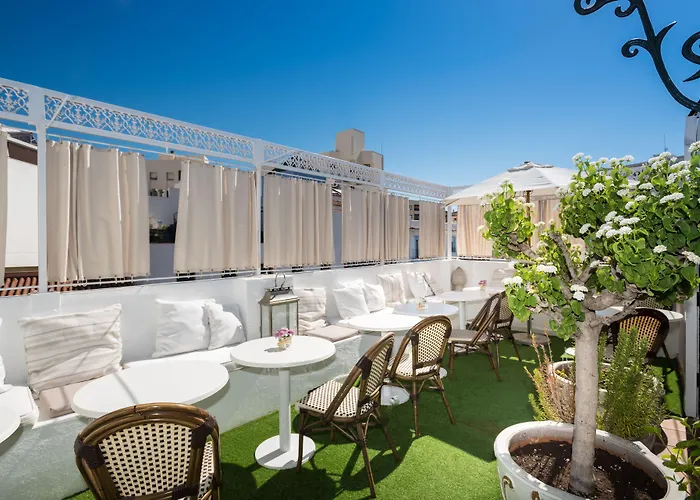 Πανσιόν The Town House (adults Only) 3*