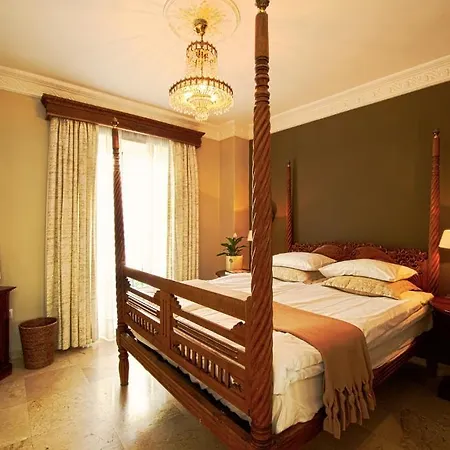 The Town House (adults Only) 게스트하우스 4*