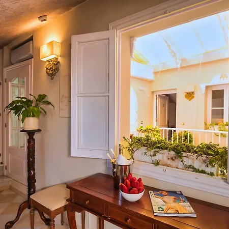 The Town House (adults Only) 4*